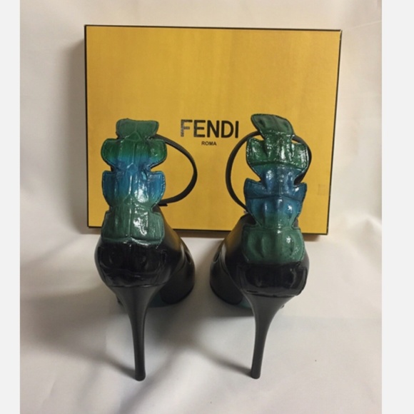 Fendi Ava Ankle Strap Pump Heels Black Leather & Crocodile AUTHENTIC New w/ Box - Picture 2 of 4
